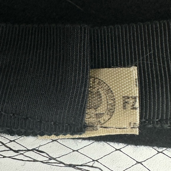 Vintage Black Wool Hat With Black Bow and Netting - Picture 7 of 12